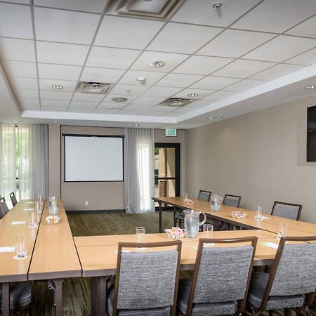Courtyard Bangor Hotel Bagian luar foto