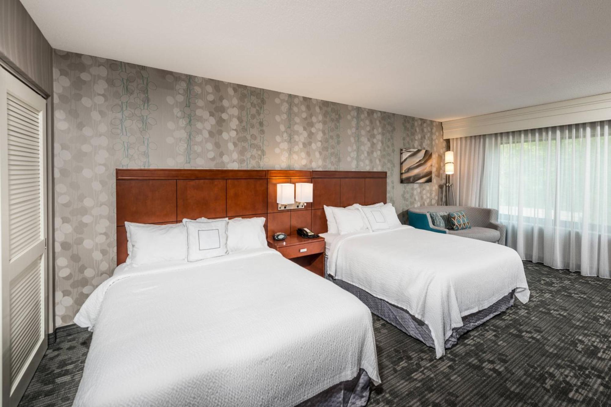 Courtyard Bangor Hotel Bagian luar foto